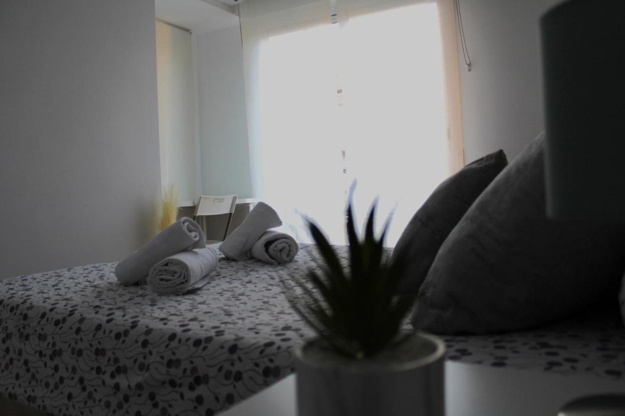 Apartamento Playa 5 Minutos A Pie Moderno Y Confortable Cabanyal Apartment Valencia Exterior photo